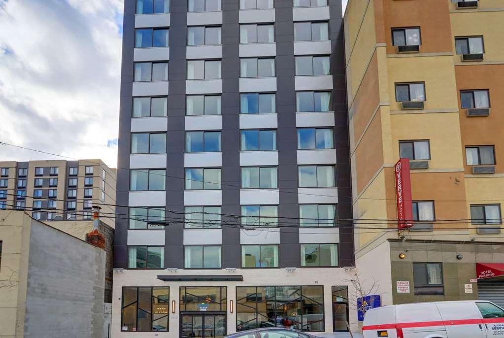 Microtel Inn By Wyndham Long Island City New York Exterior foto