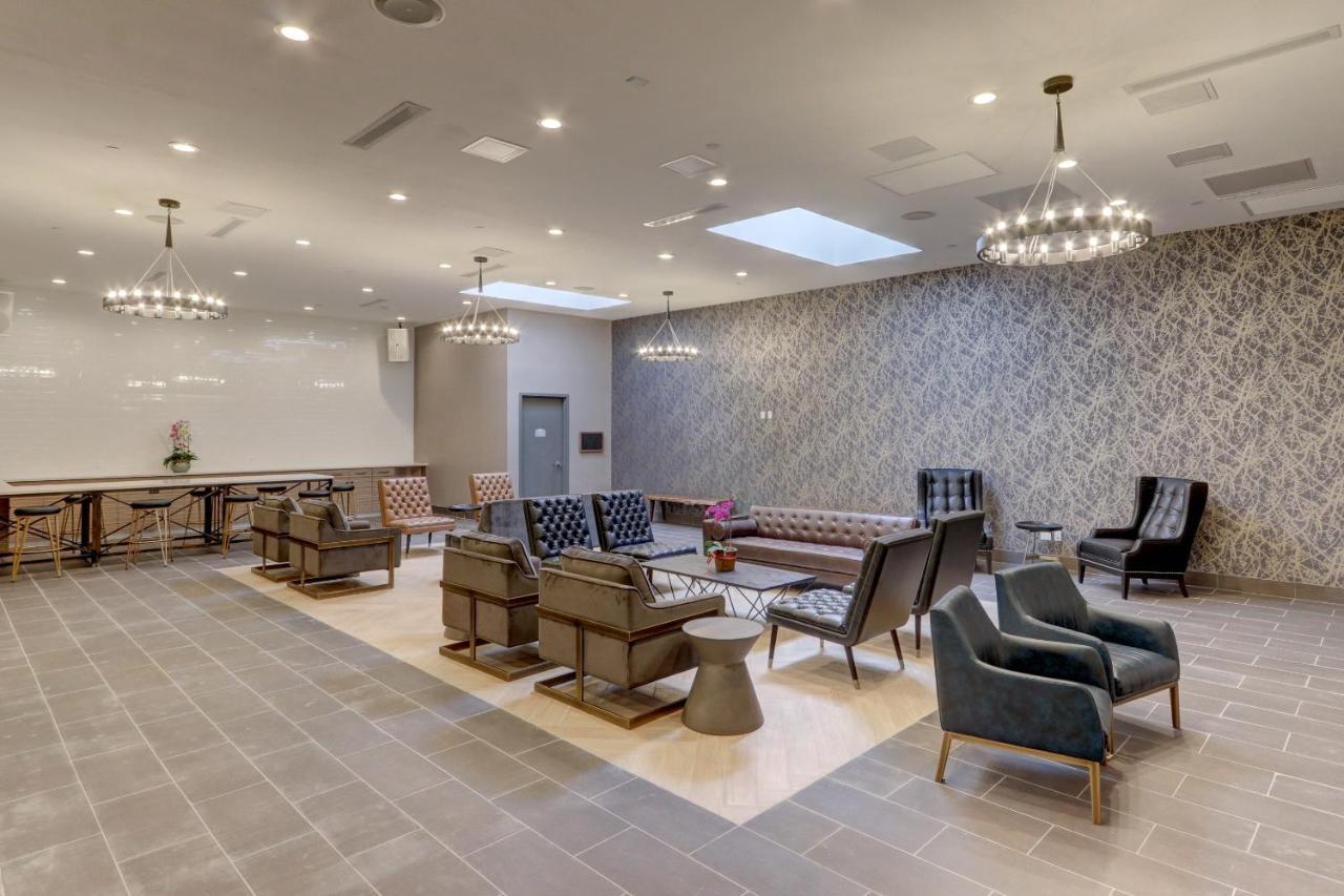Microtel Inn By Wyndham Long Island City New York Exterior foto