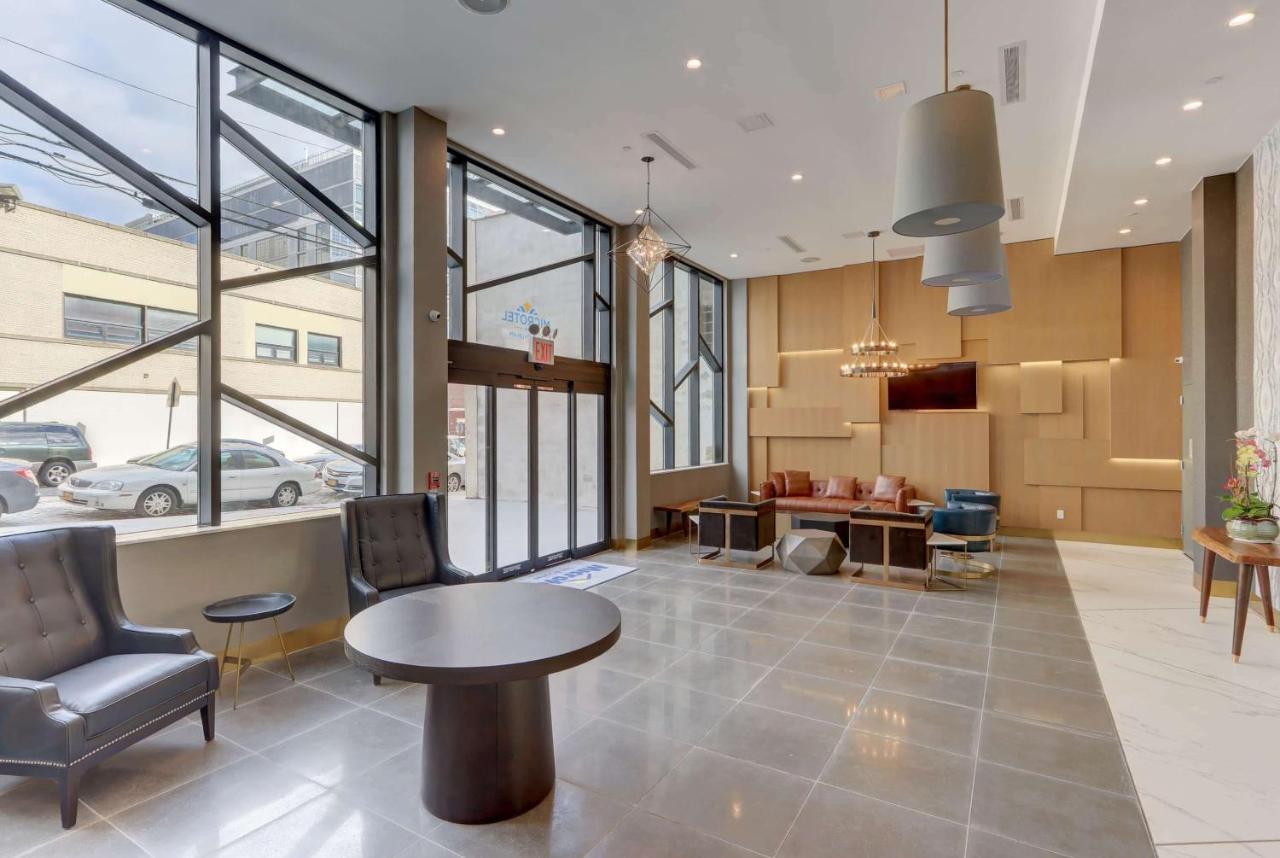 Microtel Inn By Wyndham Long Island City New York Exterior foto